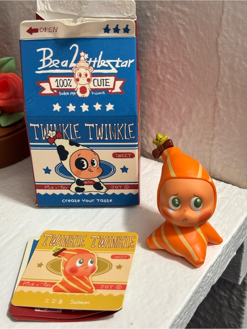 POP MART Twinkle Twinkle Create Your Taste - Salmon
